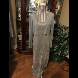 EUC Beautiful vintage gray lace maxi dress